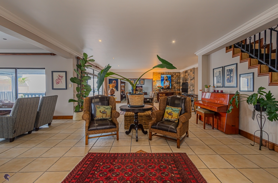 4 Bedroom Property for Sale in Myburgh Park Western Cape